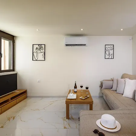 Nicolas Urban Luxury Living Souda Exterior photo