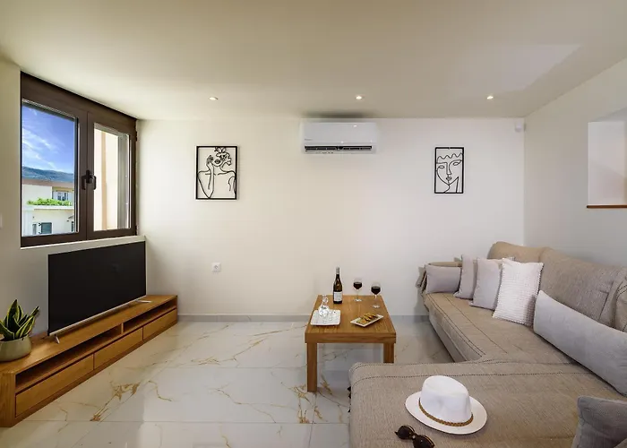 Nicolas Urban Luxury Living