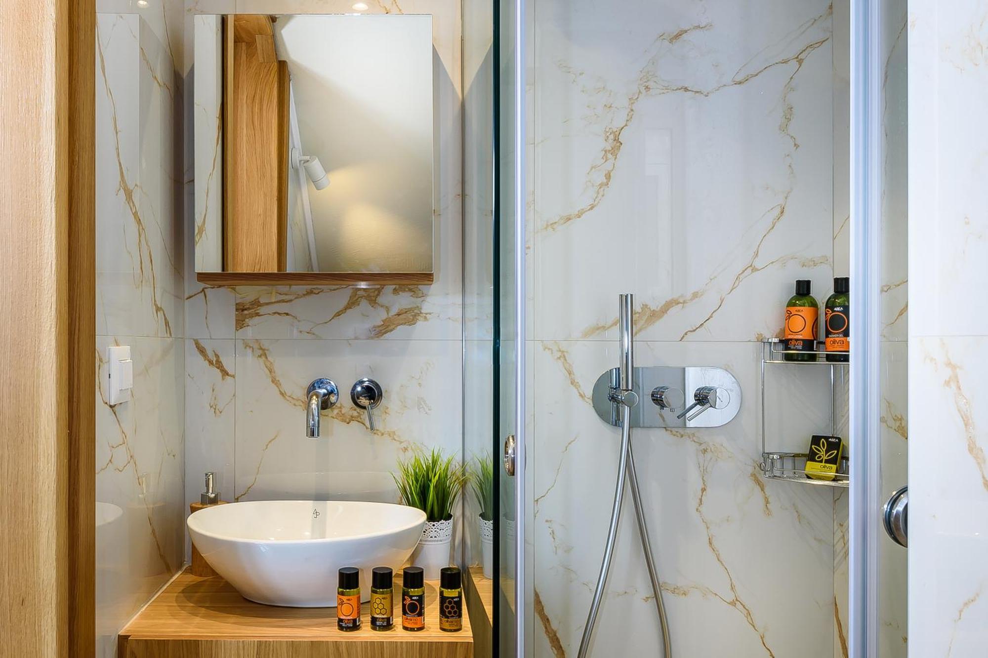 Nicolas Urban Luxury Living Souda
